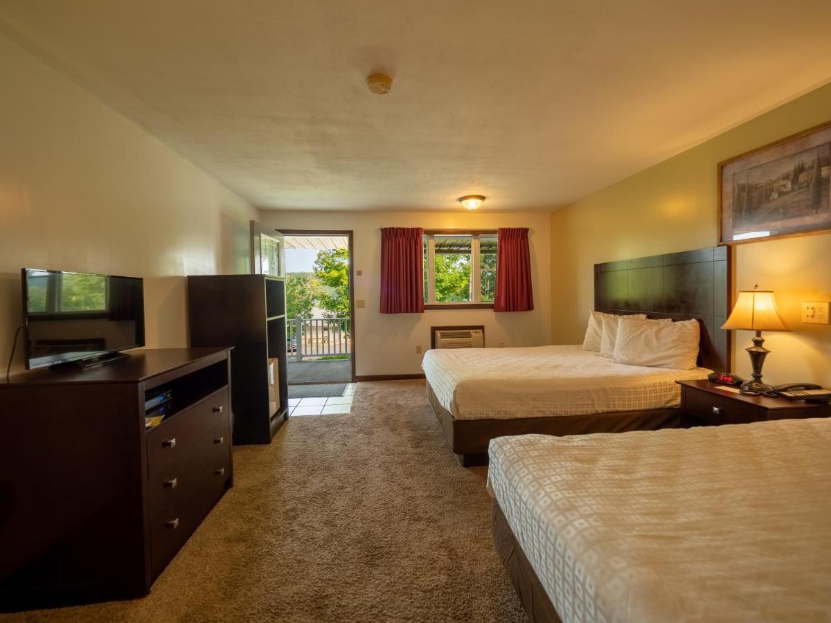 Lake 'N Pines Motel Куперстаун Экстерьер фото