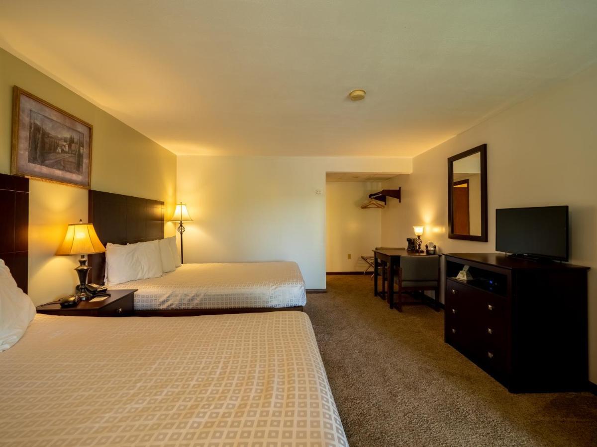 Lake 'N Pines Motel Куперстаун Экстерьер фото