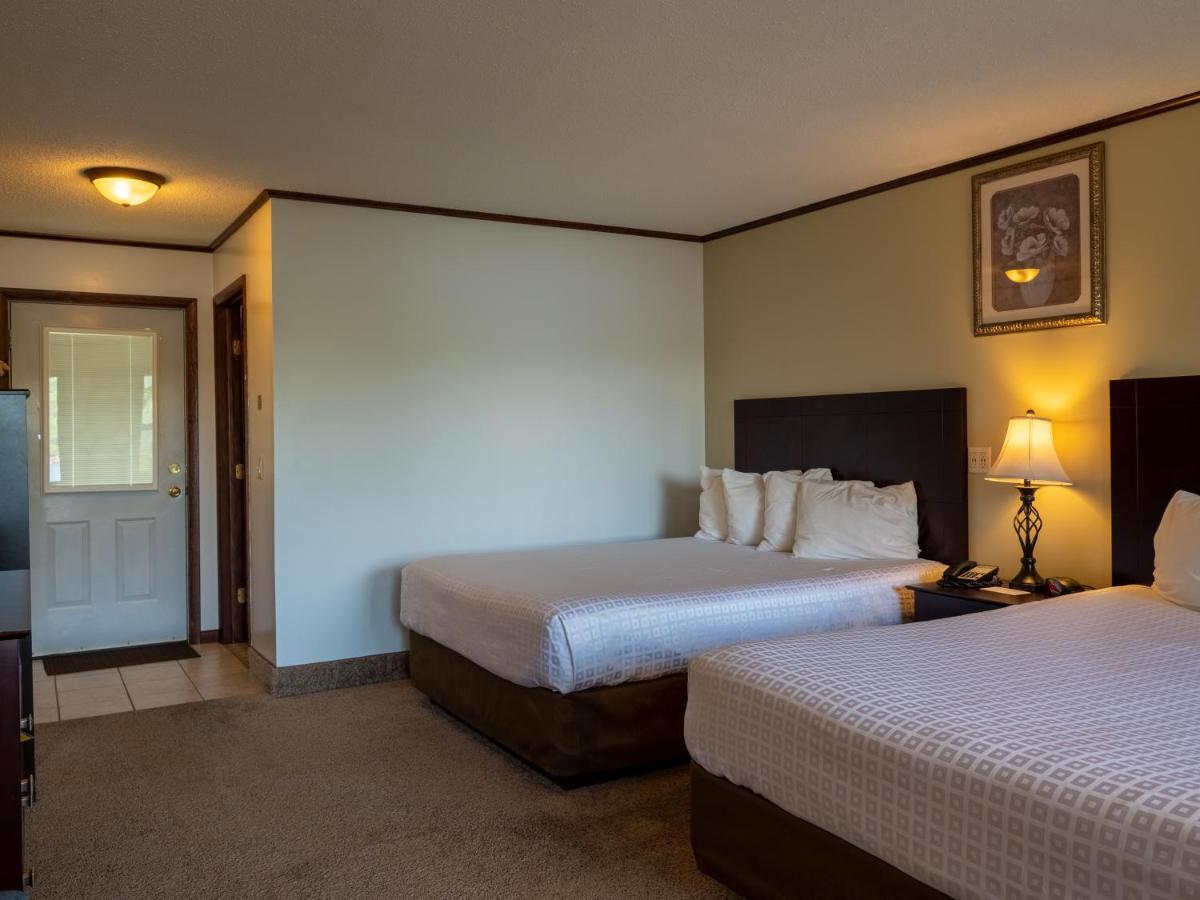 Lake 'N Pines Motel Куперстаун Экстерьер фото