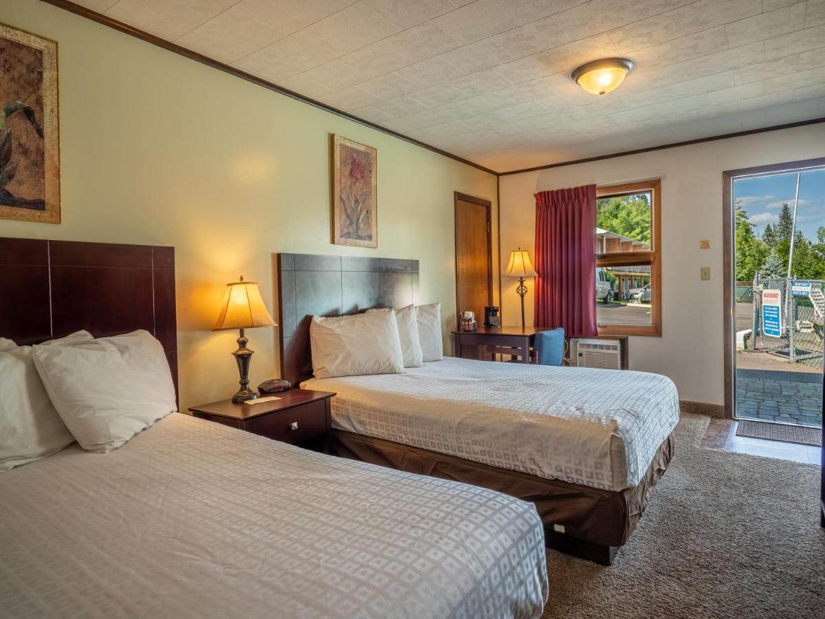 Lake 'N Pines Motel Куперстаун Экстерьер фото
